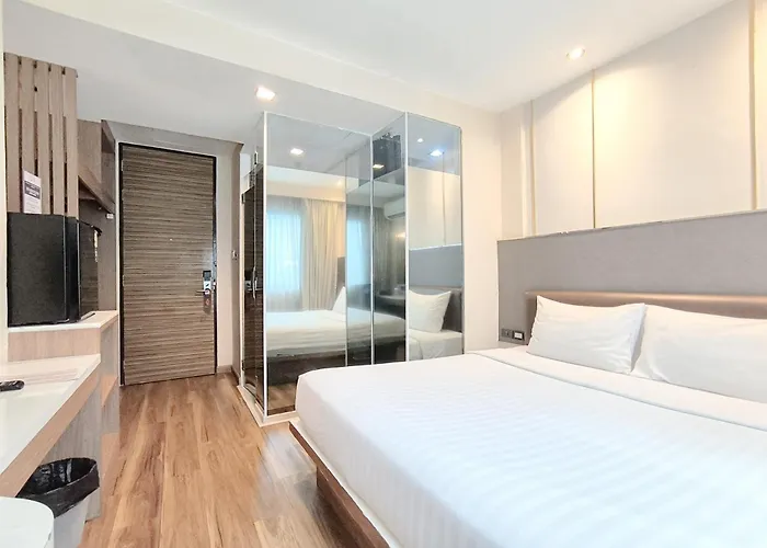 Citin Sukhumvit 11 Nana By Compass Hospitality Hotel
