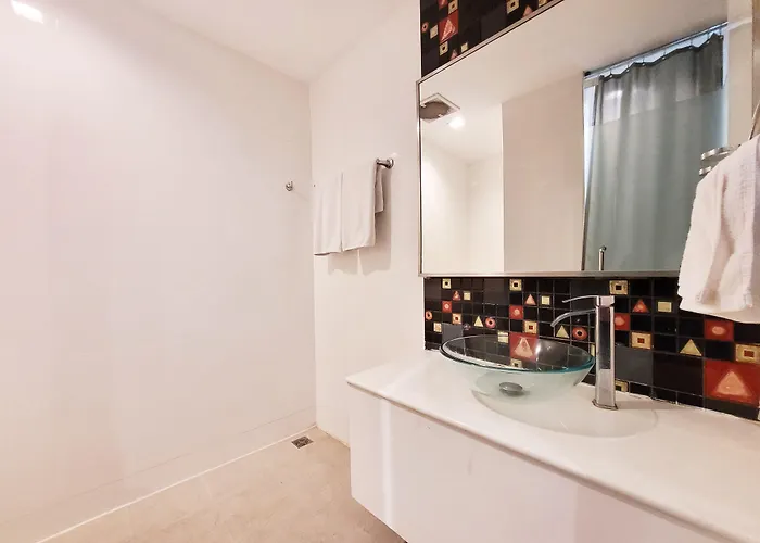 Citin Sukhumvit 11 Nana By Compass Hospitality Hotel