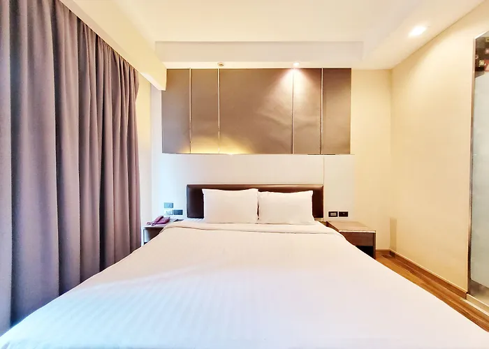 Citin Sukhumvit 11 Nana By Compass Hospitality Hotel